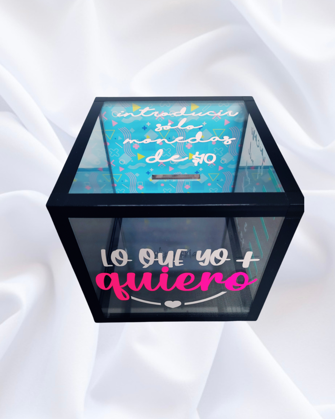 Alcancía de acrílico "lo que yo + quiero"